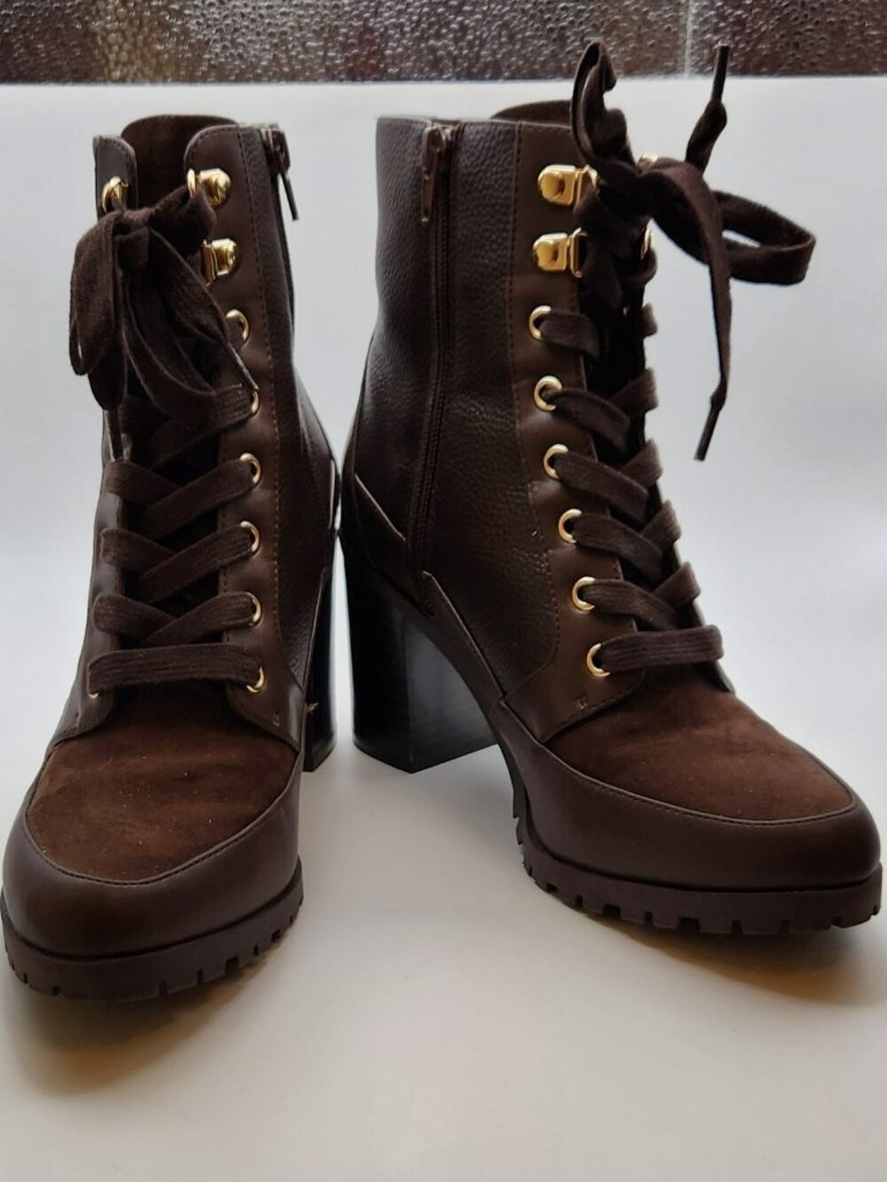 Giani Bernini boots sz 8.5 M brown stacked heel VGUC